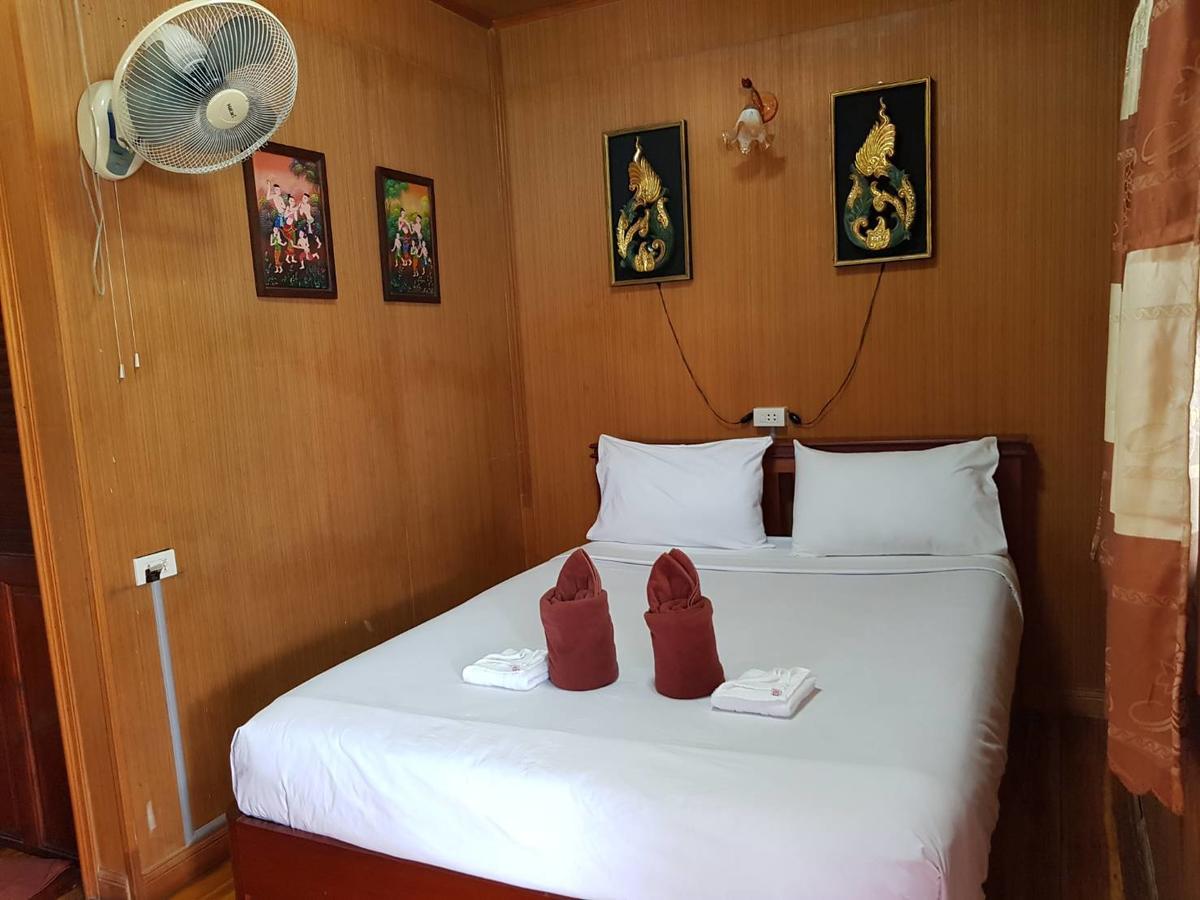 Noble Night Guesthouse Kanchanaburi Exterior foto